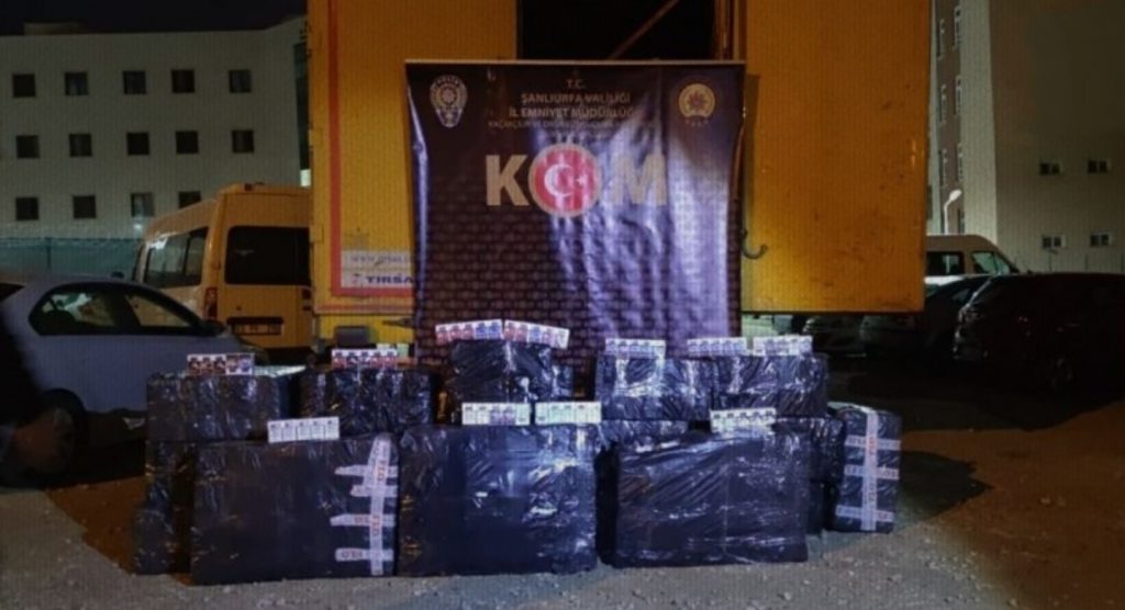 Şanlıurfa’da kömür süsü verilen tırda ele geçirildi! Tam 22 bin adet 1 kişi tutuklandı